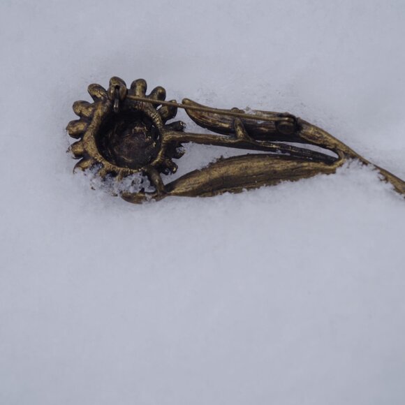 Cute Vintage Daisy Broovh - Picture 3 of 4